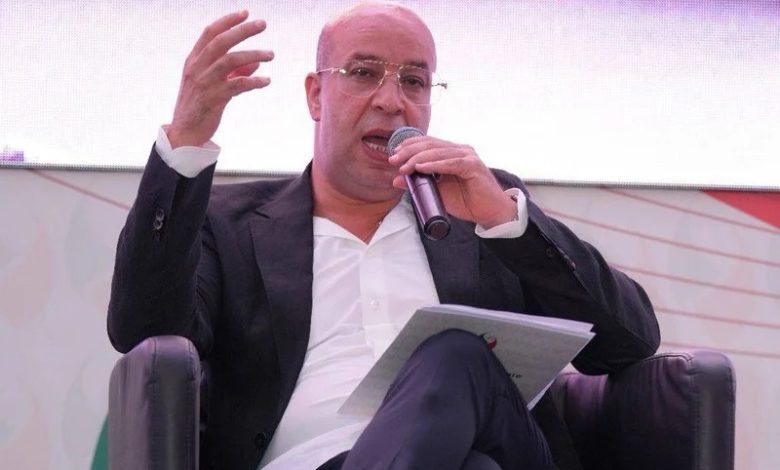 الجمعية الوطنية للإعلام والناشرين تجدد تمسكها بحماية الصحافة المهنية وتعلن تضامنها مع إدريس شحتان