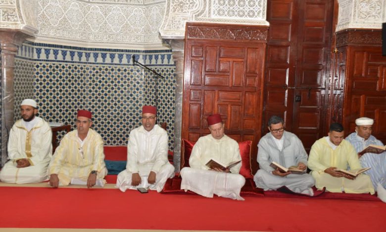 إحياء الذكرى النبوية باليوسفية.. التئام شعبي برئاسة عامل الاقليم يكرس قيم التماسك الاجتماعي